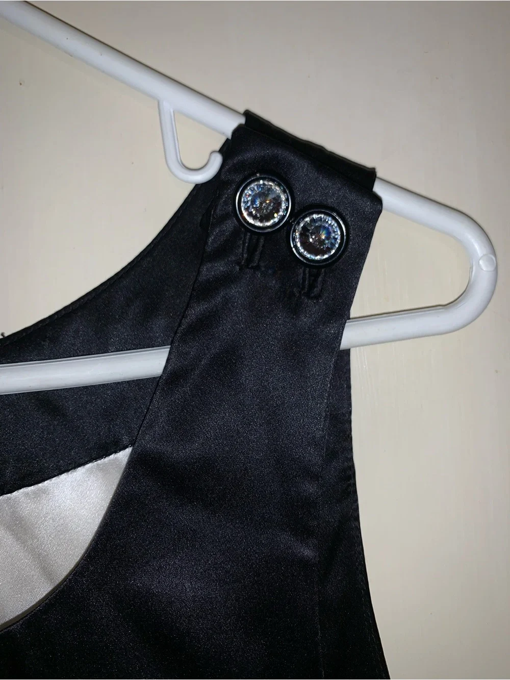 Vintage 80s 100% Silk Black Ivory Jeweled Button Top Size 10